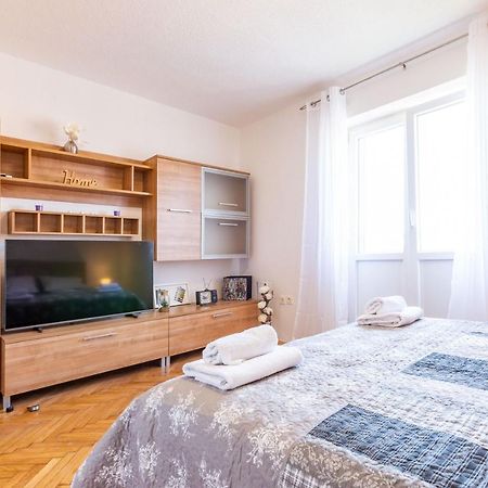 Bobo Central 2Br Apartment Задар Екстер'єр фото